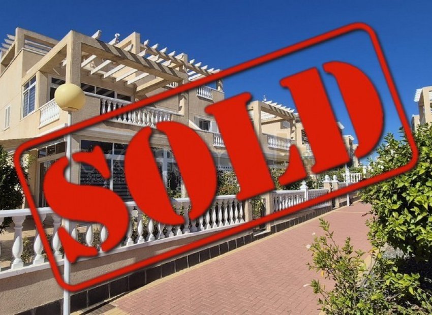 Resale - Quatro -
Orihuela Costa - Playa Flamenca