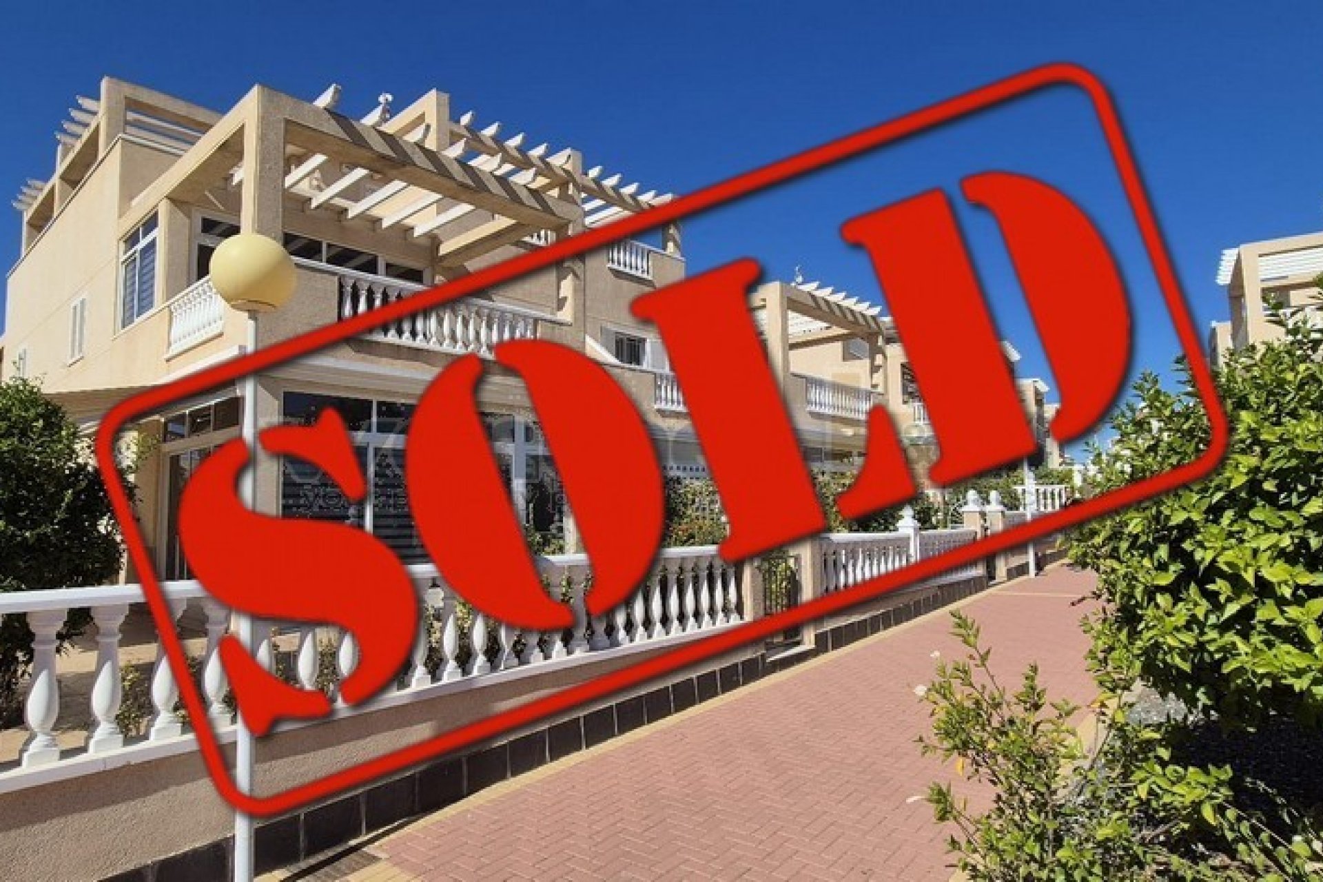 Resale - Quatro -
Orihuela Costa - Playa Flamenca