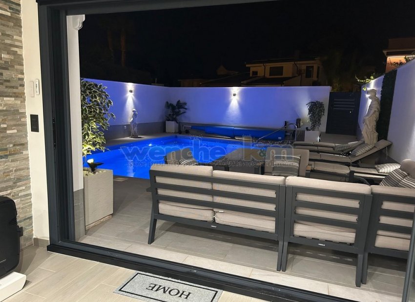 Resale - Semi-Detached -
Orihuela Costa - Dehesa de campoamor
