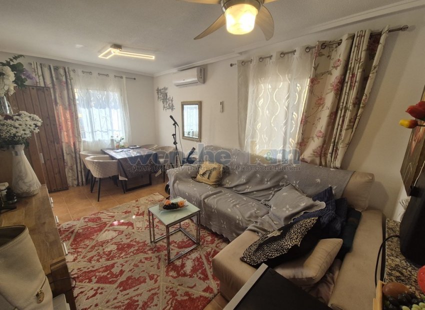 Resale - Semi-Detached -
Orihuela Costa - Los Altos