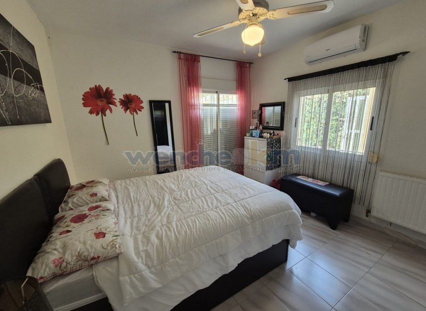 Resale - Semi-Detached -
Orihuela Costa - Los Balcones