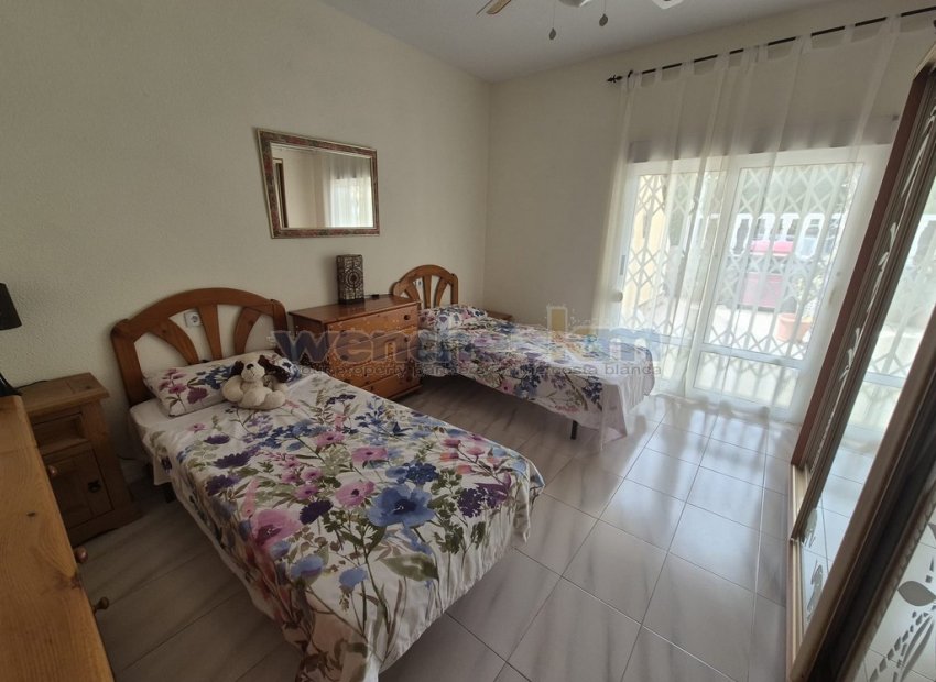 Resale - Semi-Detached -
Orihuela Costa - Los Balcones
