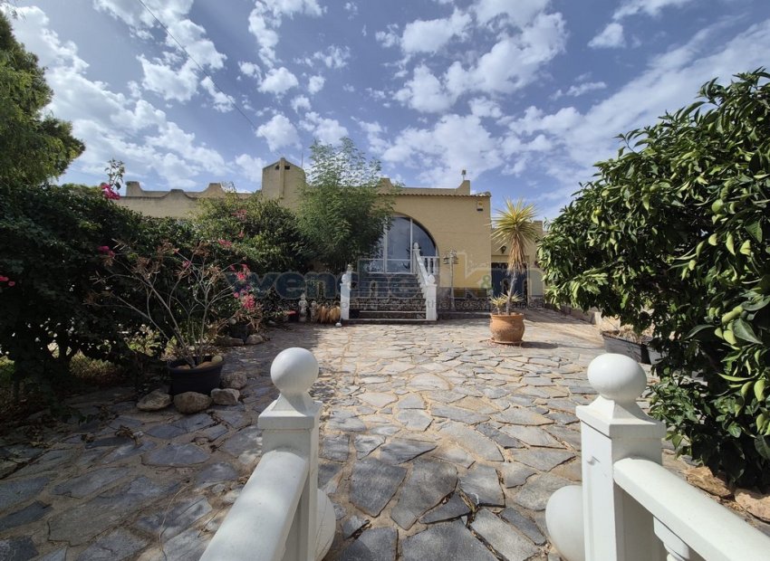 Resale - Semi-Detached -
Orihuela Costa - Los Balcones