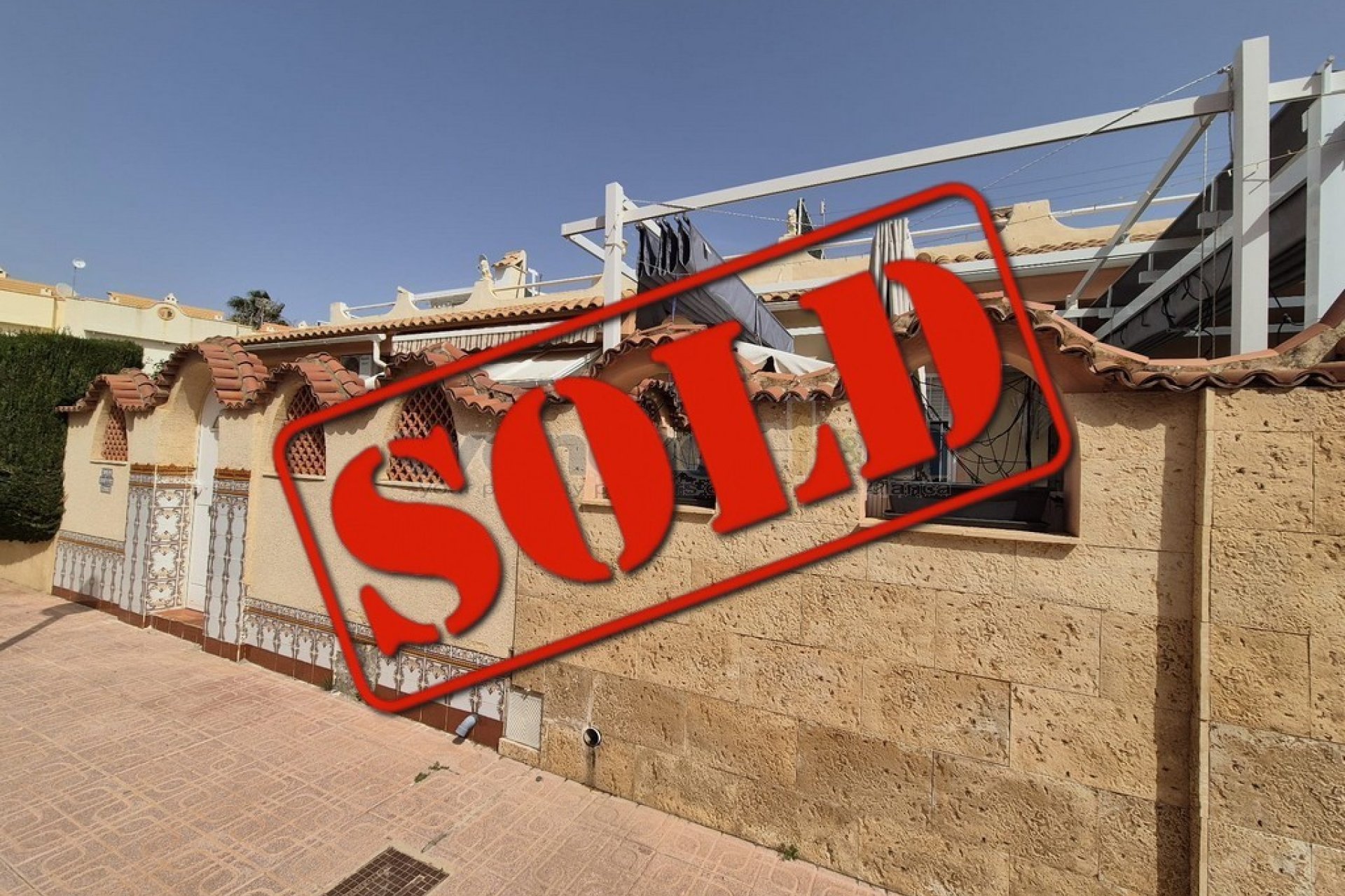 Resale - Terraced House -
Orihuela Costa - La Florida