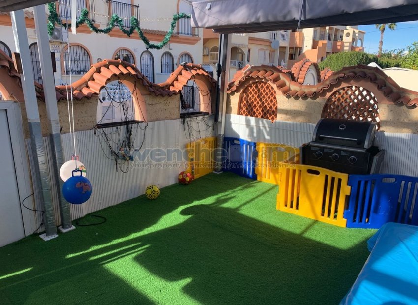 Resale - Terraced House -
Orihuela Costa - La Florida