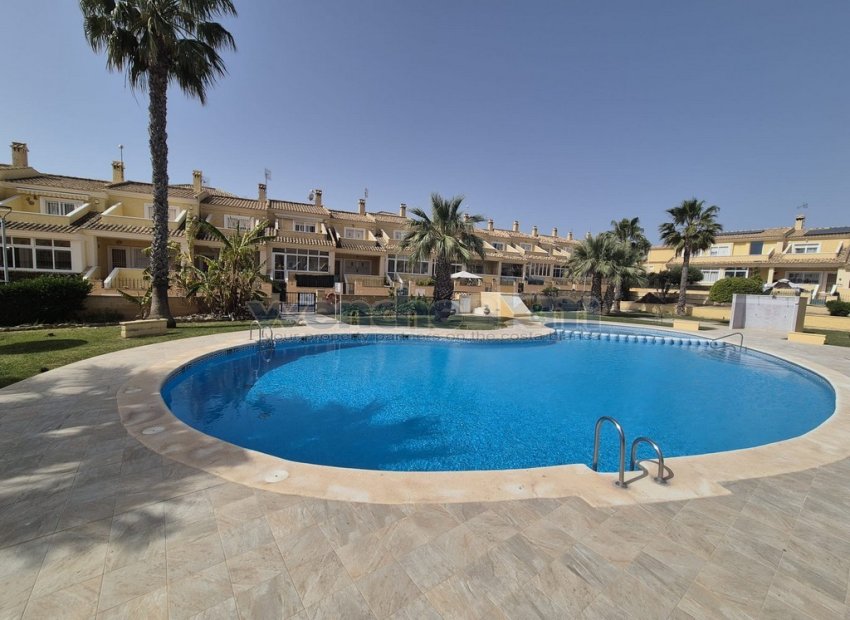 Resale - Terraced House -
Orihuela Costa - Los Altos