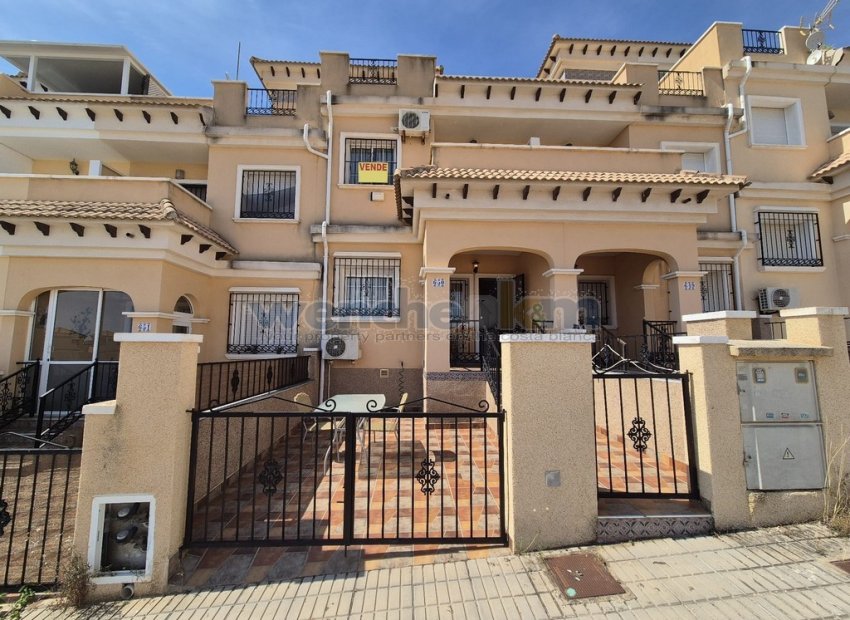 Resale - Terraced House -
Orihuela Costa - Villamartín
