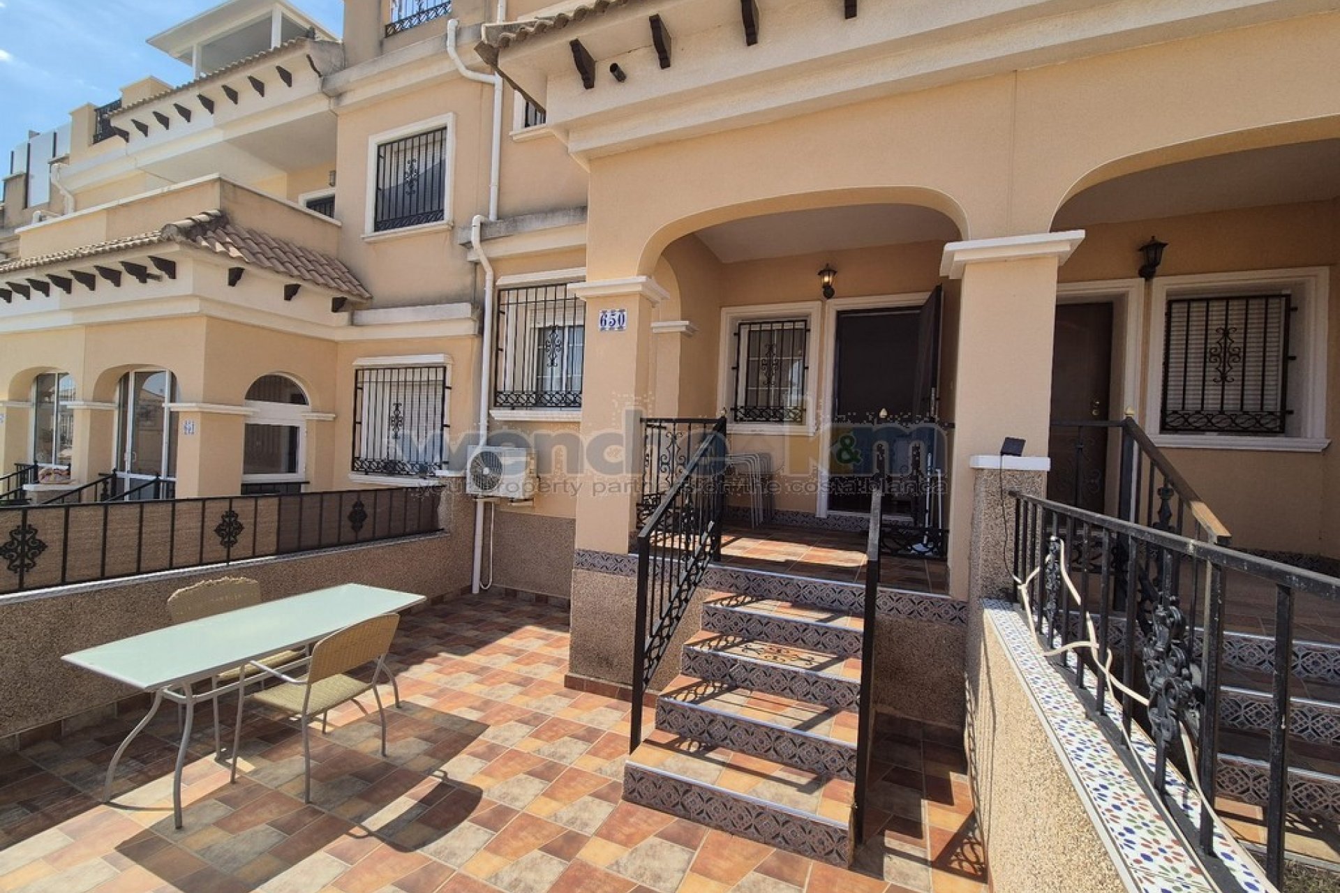 Resale - Terraced House -
Orihuela Costa - Villamartín