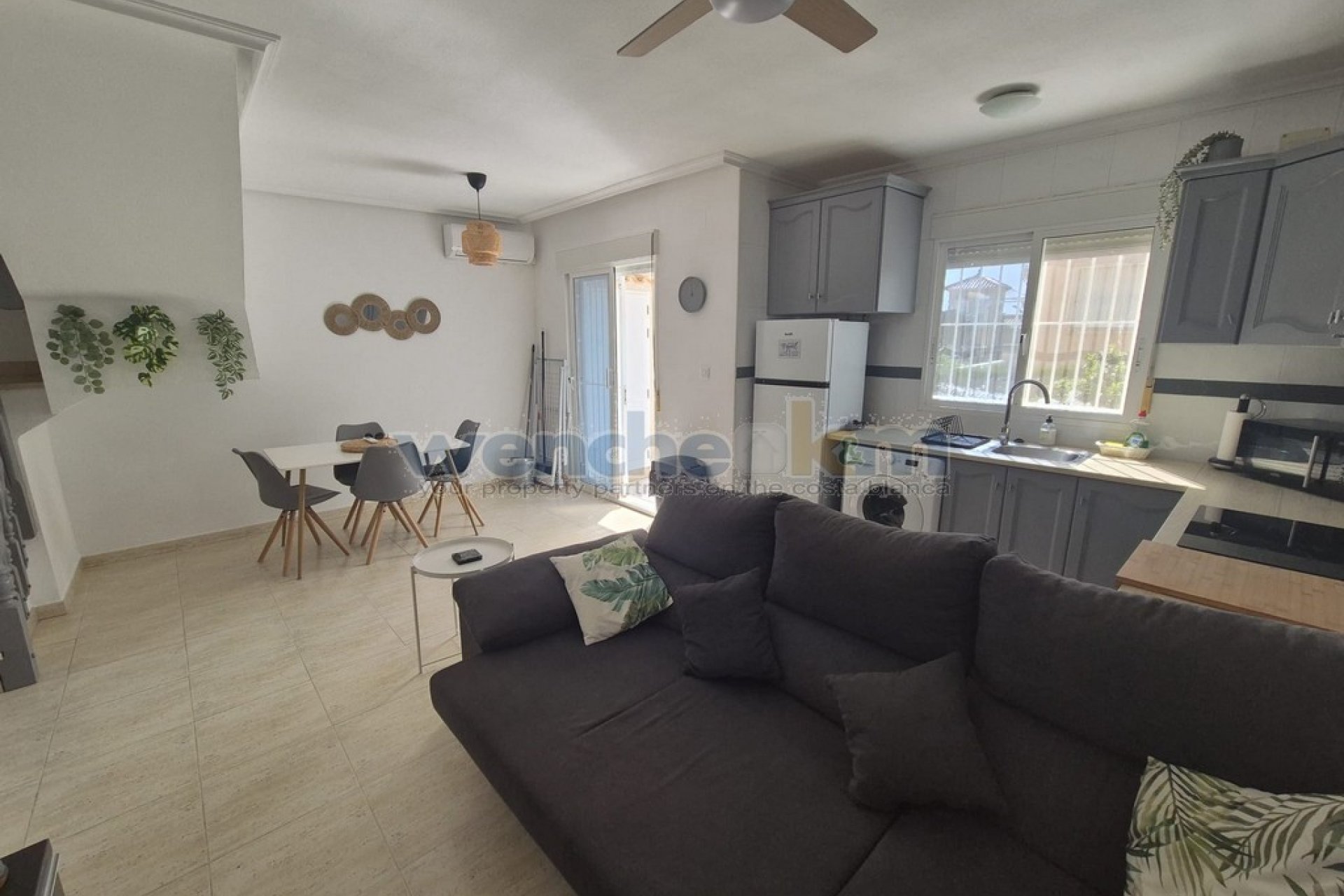 Resale - Terraced House -
San Miguel de Salinas