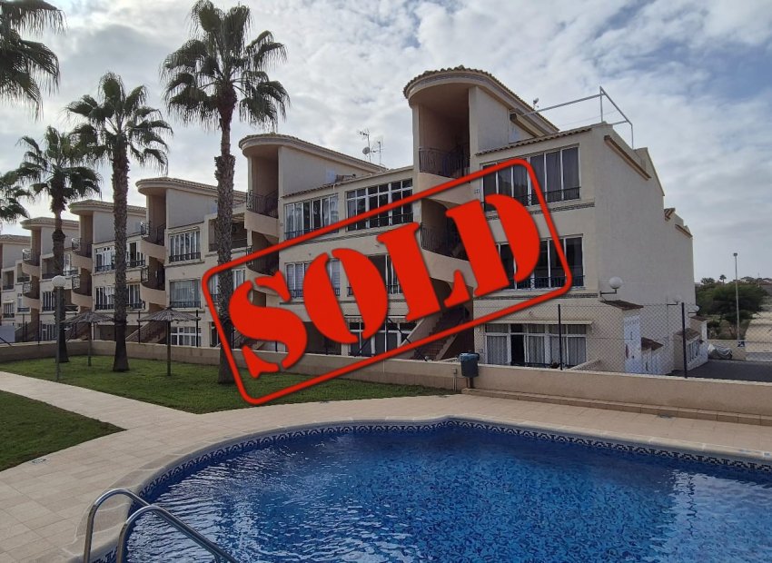 Reventa - Apartamento / Piso -
Orihuela Costa - Los Altos