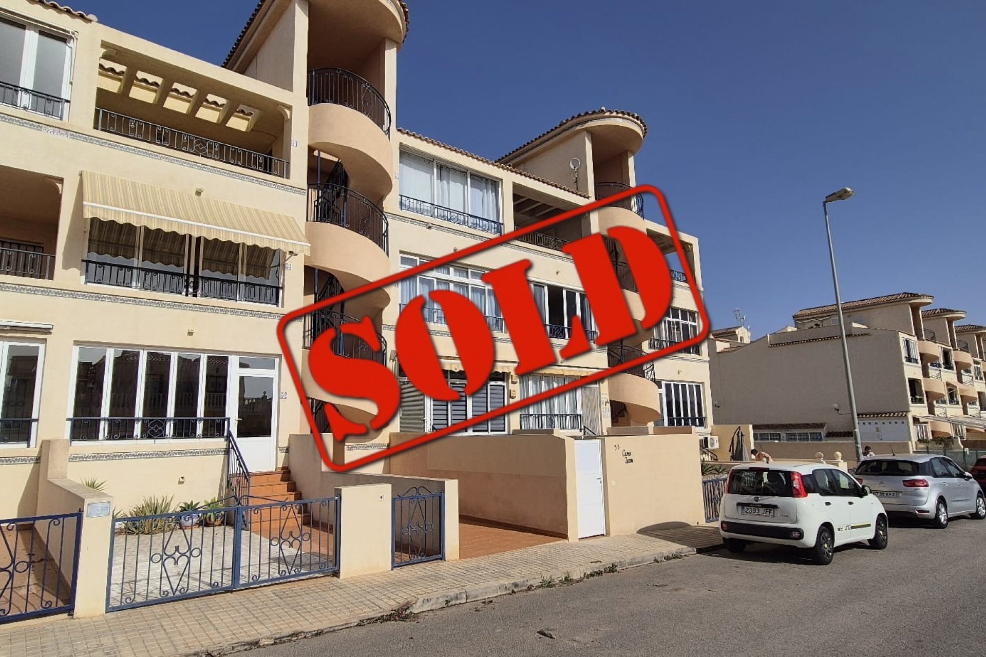 Reventa - Apartamento / Piso -
Orihuela Costa - Los Altos