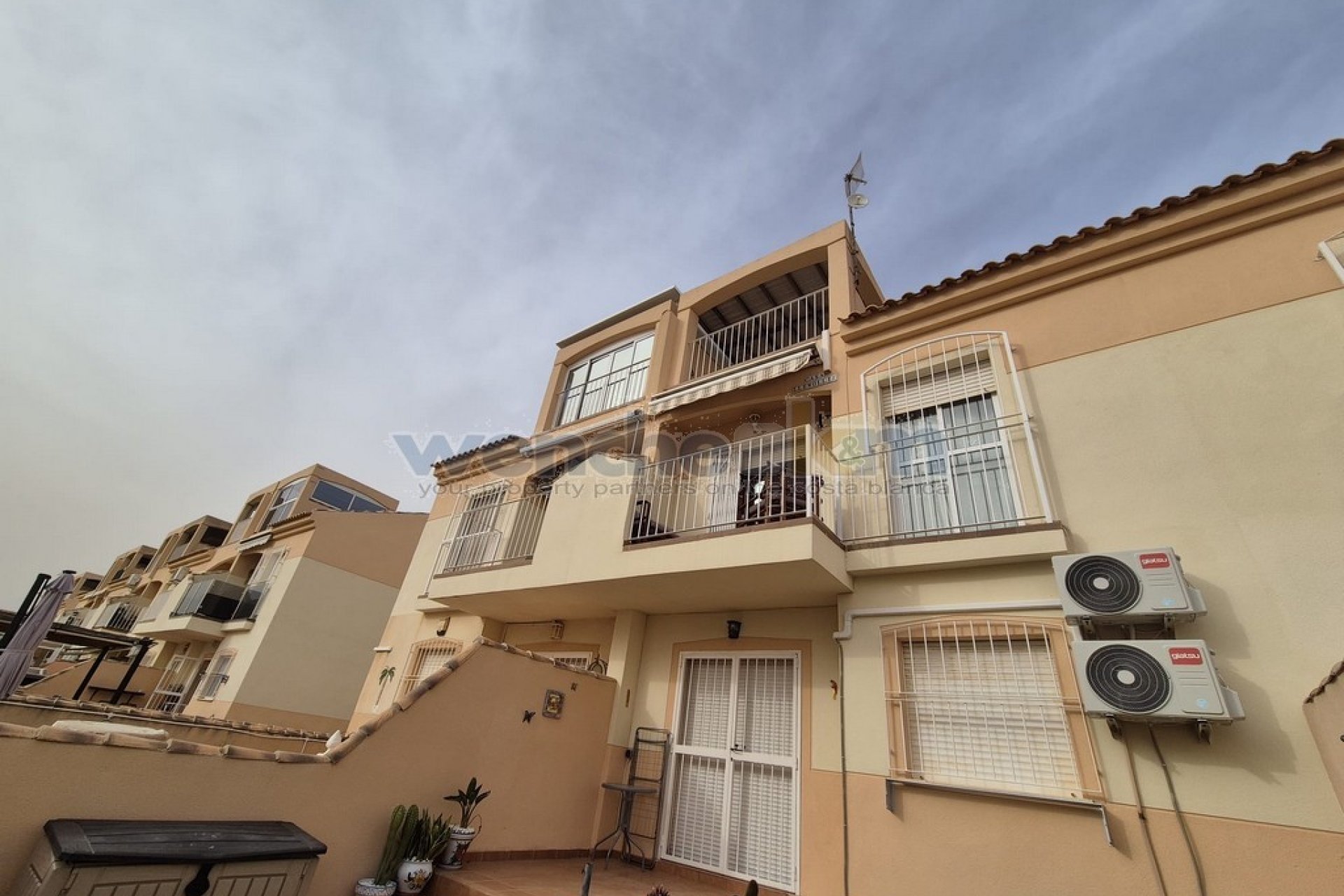 Reventa - Bungalow-Piso -
Orihuela Costa - Las Chismosas