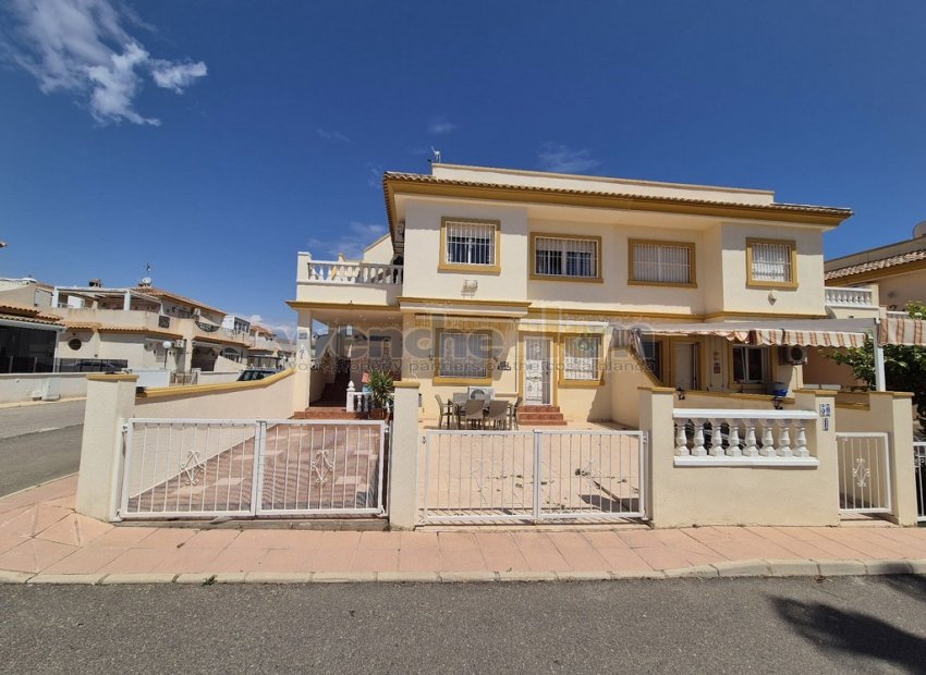 Reventa - Bungalow-Piso -
Orihuela Costa