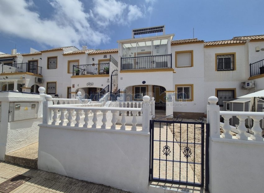Reventa - Bungalow-Piso -
Orihuela Costa