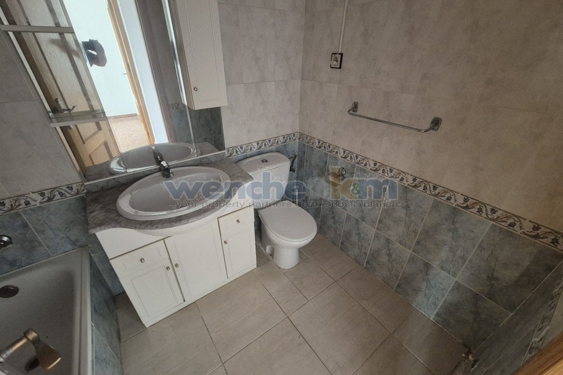 Reventa - Bungalow-Piso -
Orihuela Costa