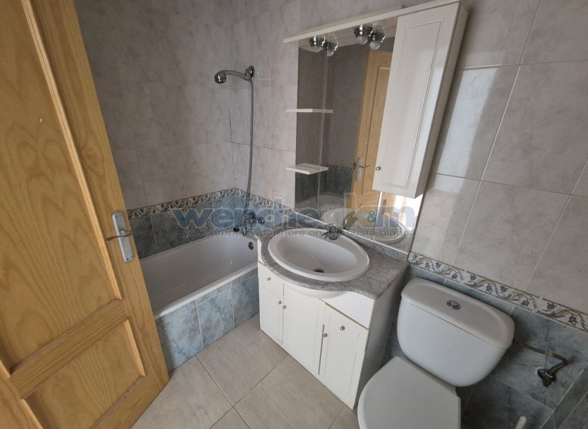 Reventa - Bungalow-Piso -
Orihuela Costa
