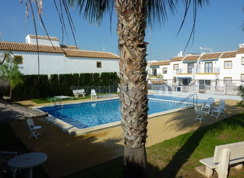 Reventa - Bungalow-Piso -
Orihuela Costa