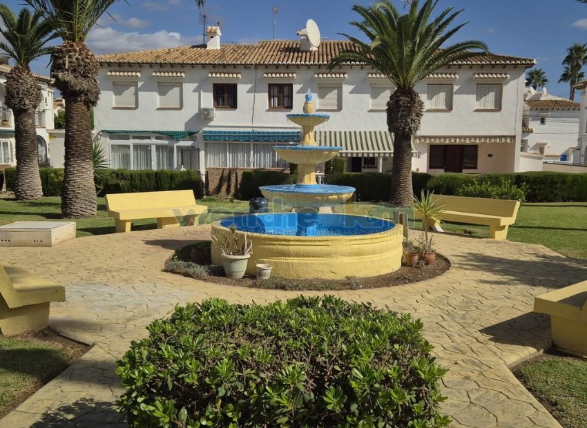 Reventa - Bungalow-Piso -
Torrevieja - Los Balcones