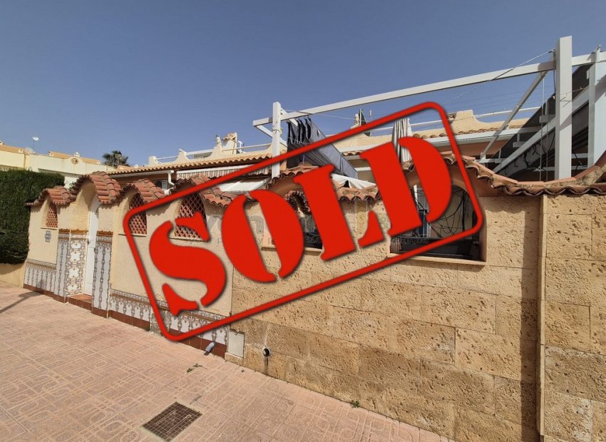 Reventa - Casa Adosada -
Orihuela Costa - La Florida