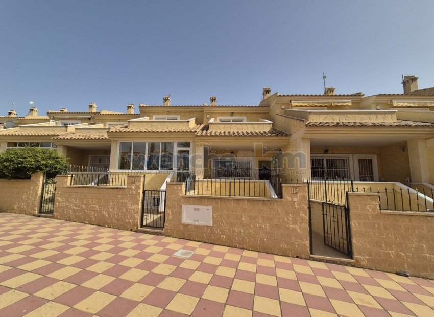 Reventa - Casa Adosada -
Orihuela Costa - Los Altos