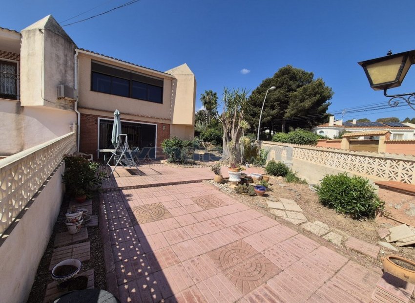 Reventa - Casa Adosada -
Orihuela Costa - Los Balcones - Los Altos del Edén