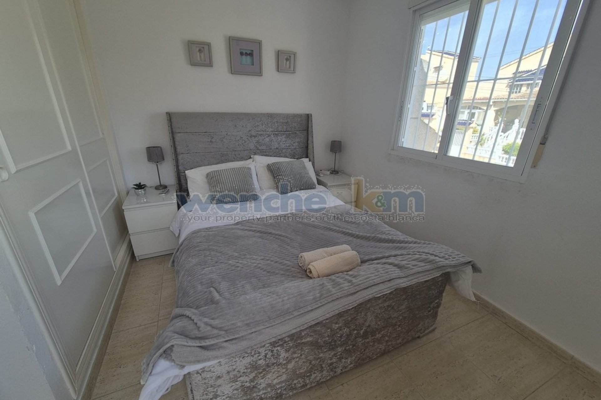 Reventa - Casa Adosada -
San Miguel de Salinas