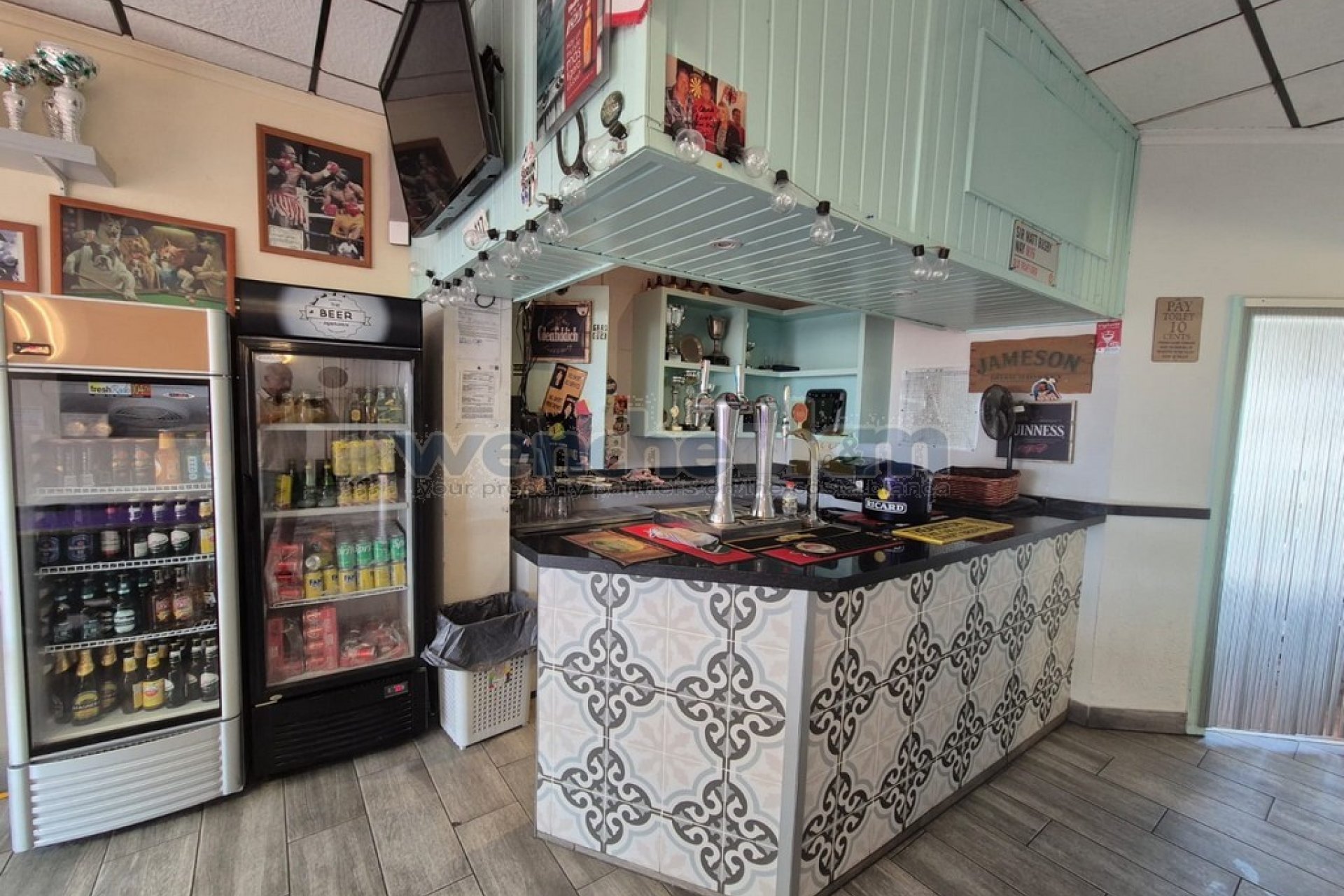Reventa - Comercial -
Orihuela Costa - Los Altos