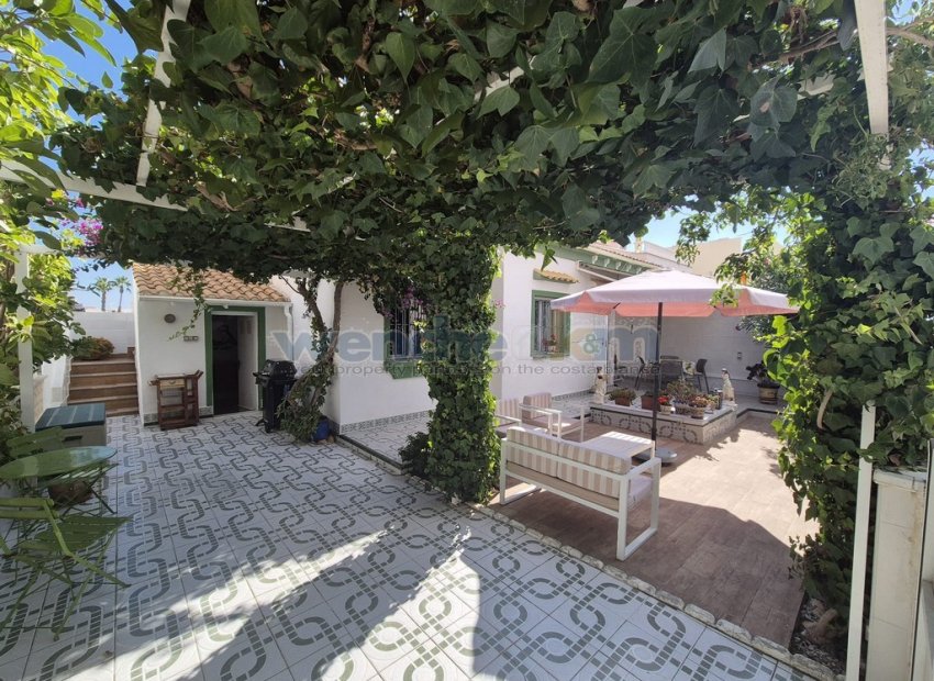 Reventa - Quatro -
Orihuela Costa - La Florida