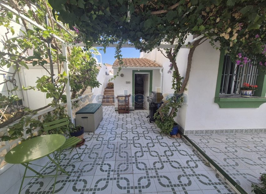 Reventa - Quatro -
Orihuela Costa - La Florida