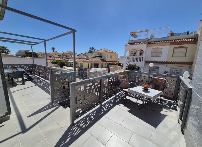 Reventa - Quatro -
Orihuela Costa - La Florida