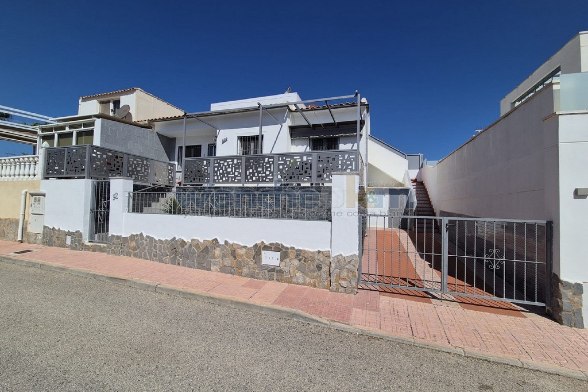 Reventa - Quatro -
Orihuela Costa - La Florida