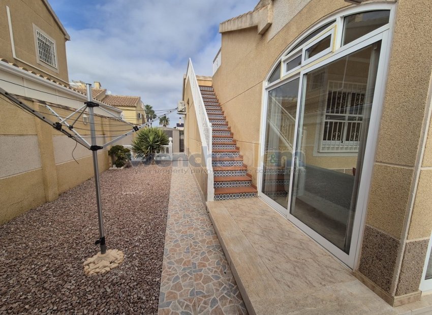 Reventa - Villa independiente -
Orihuela Costa - Los Altos