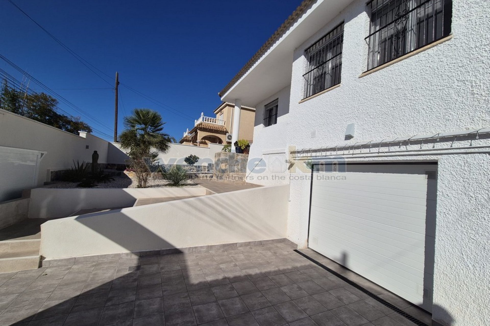 Reventa - Villa independiente -
Orihuela Costa - Los Balcones