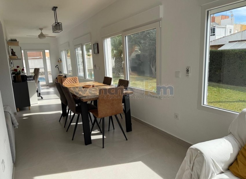 Reventa - Villa independiente -
Orihuela Costa - Los Balcones