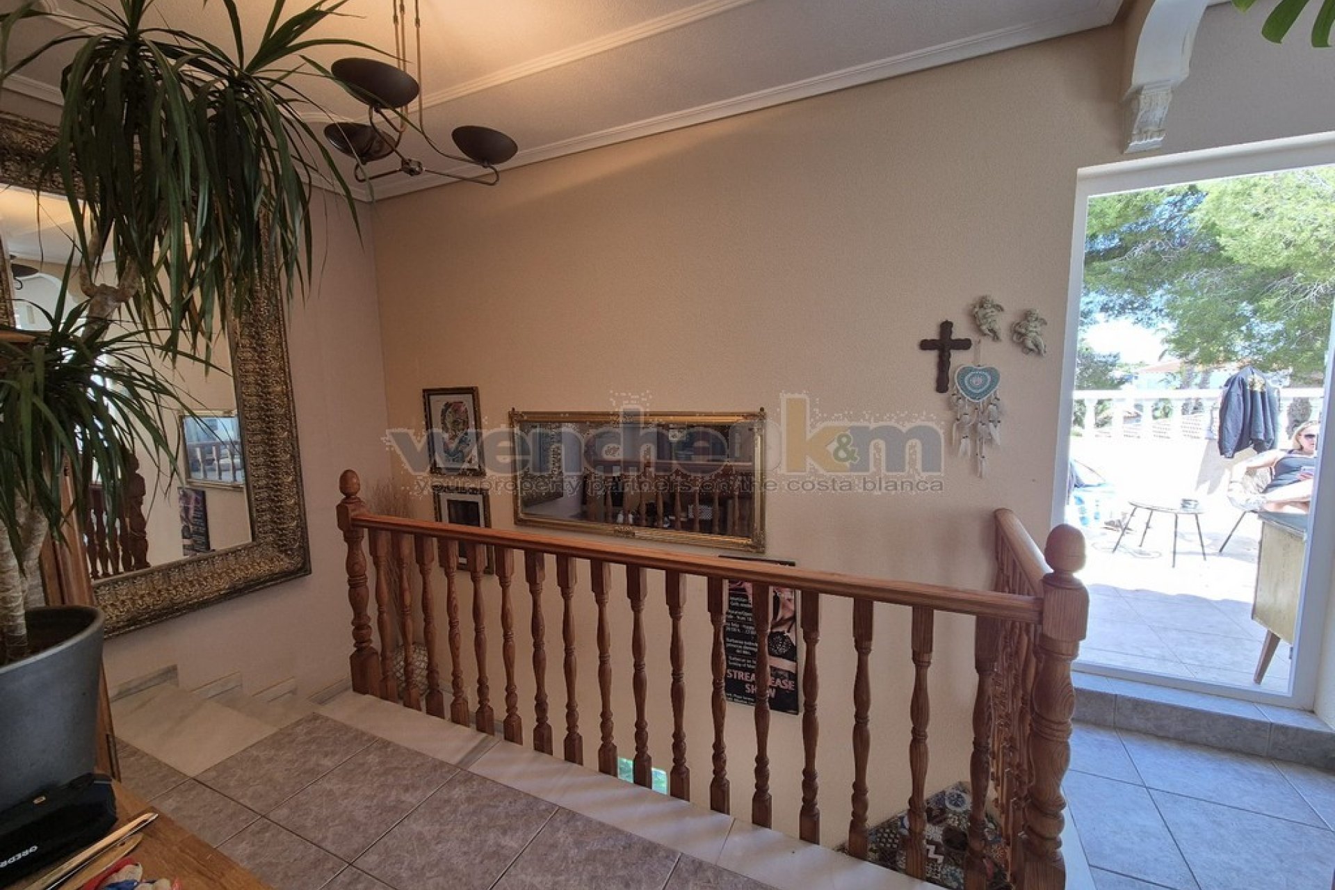 Reventa - Villa independiente -
San Miguel de Salinas