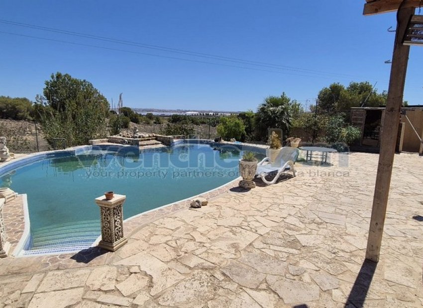 Reventa - Villa independiente -
Torrevieja - Los Balcones