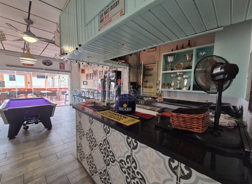 Revente - Commercial -
Orihuela Costa - Los Altos