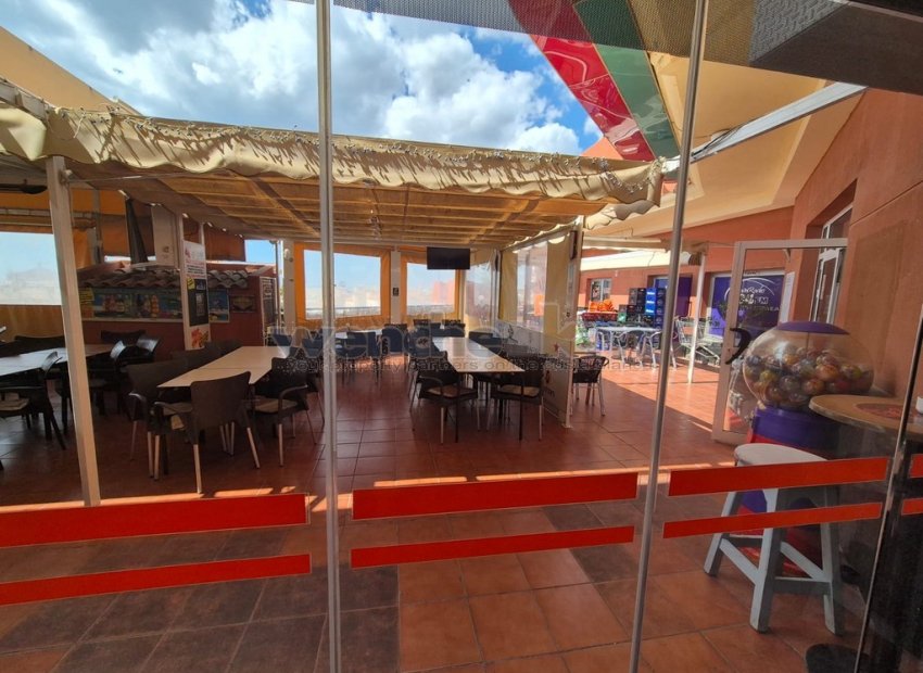 Revente - Commercial -
Orihuela Costa - Los Altos