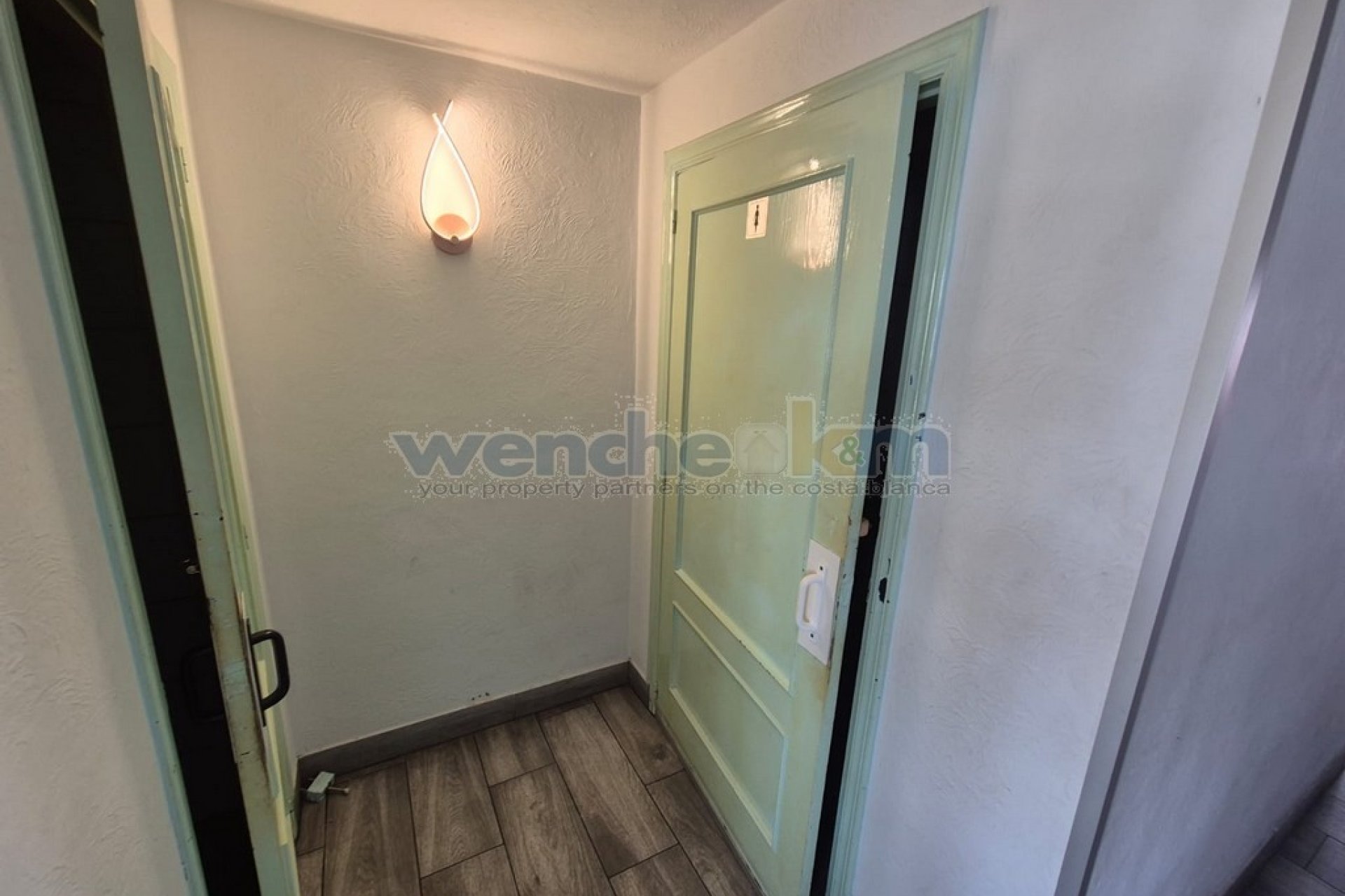 Revente - Commercial -
Orihuela Costa - Los Altos