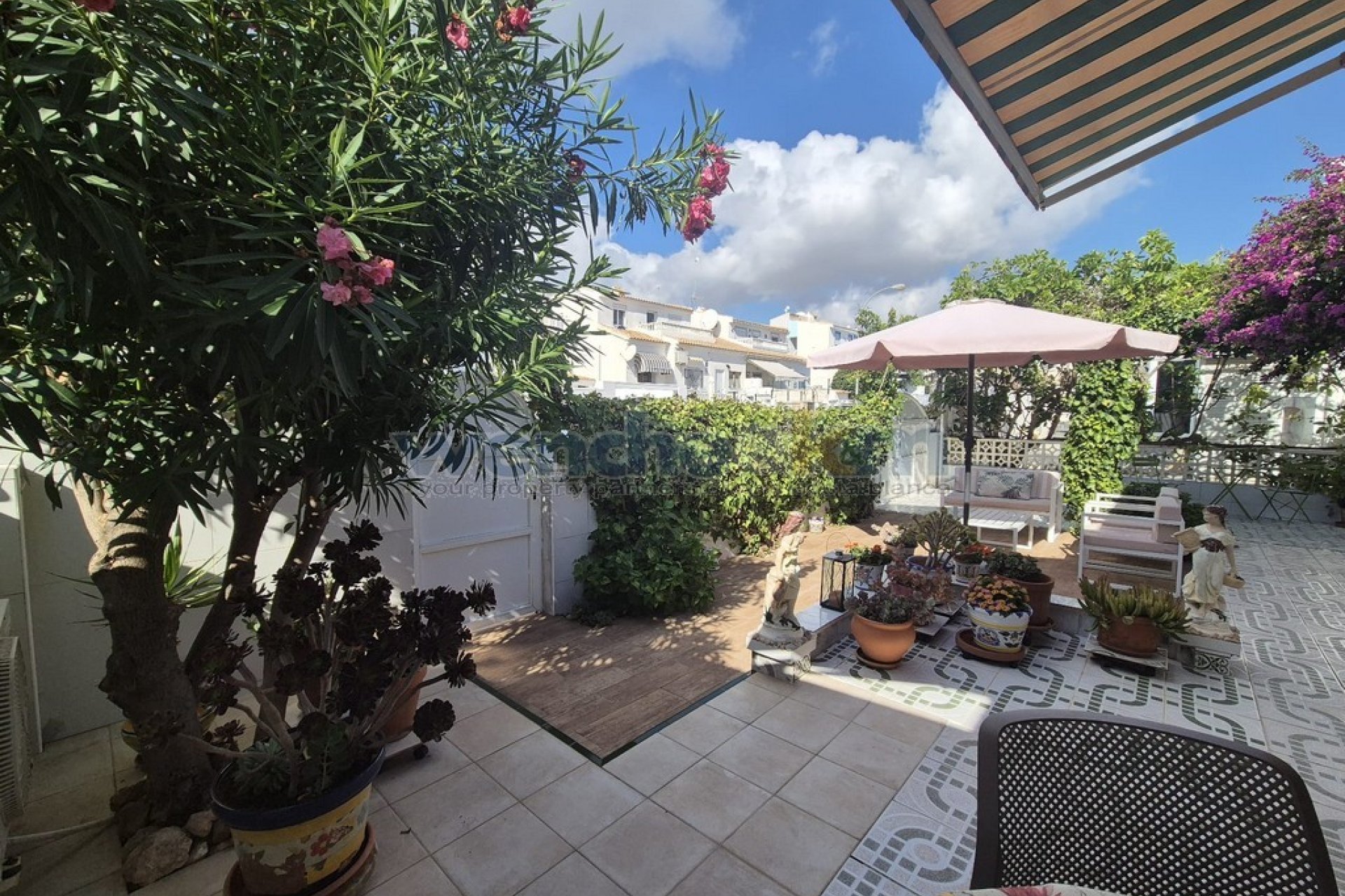 Revente - Quatro -
Orihuela Costa - La Florida