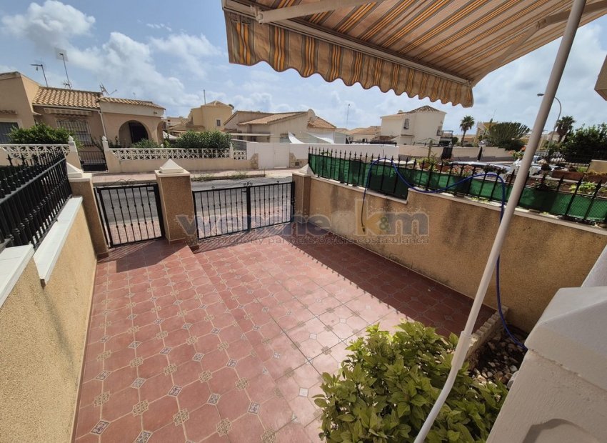 Revente - terraced -
Orihuela Costa - La Florida