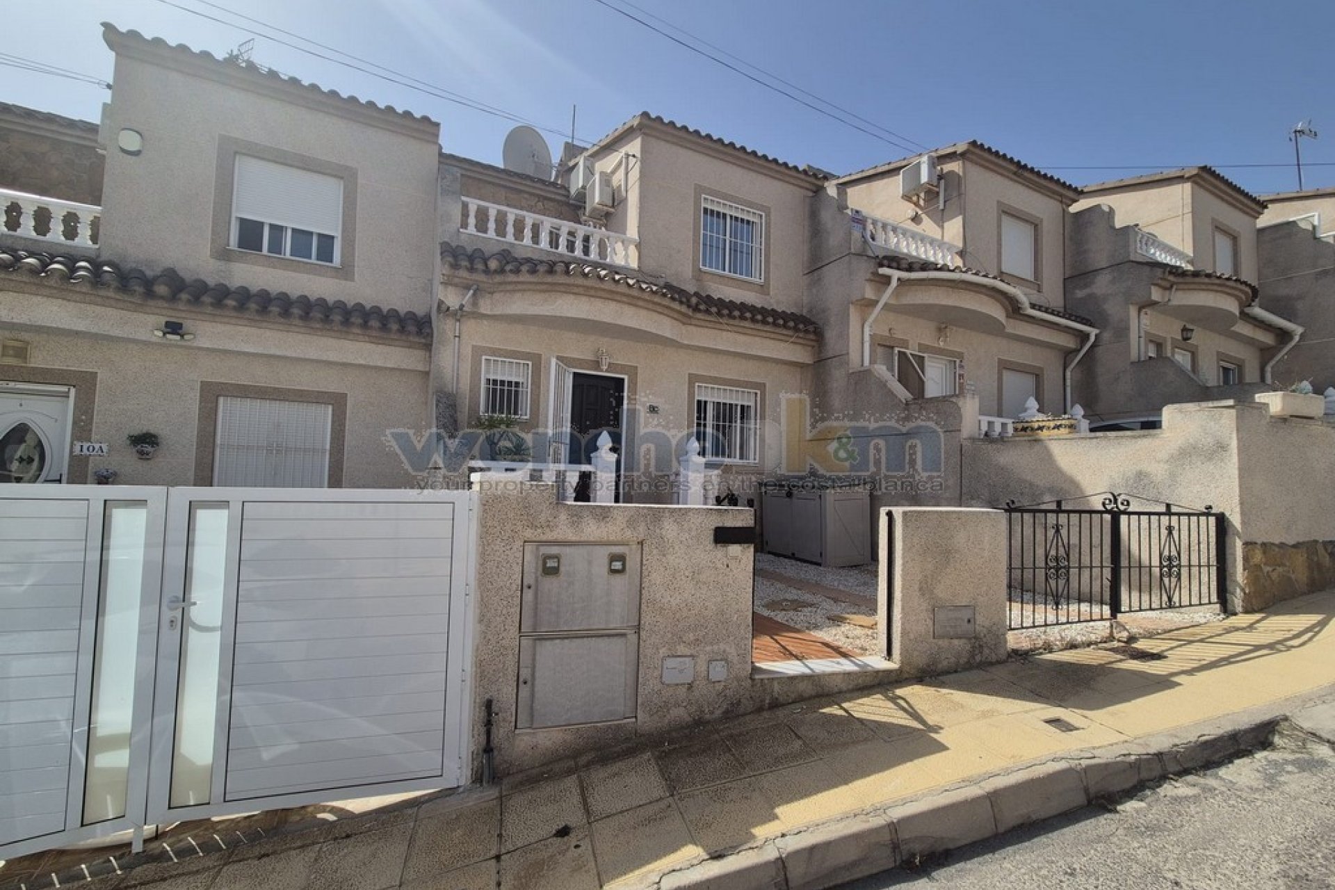 Revente - terraced -
San Miguel de Salinas