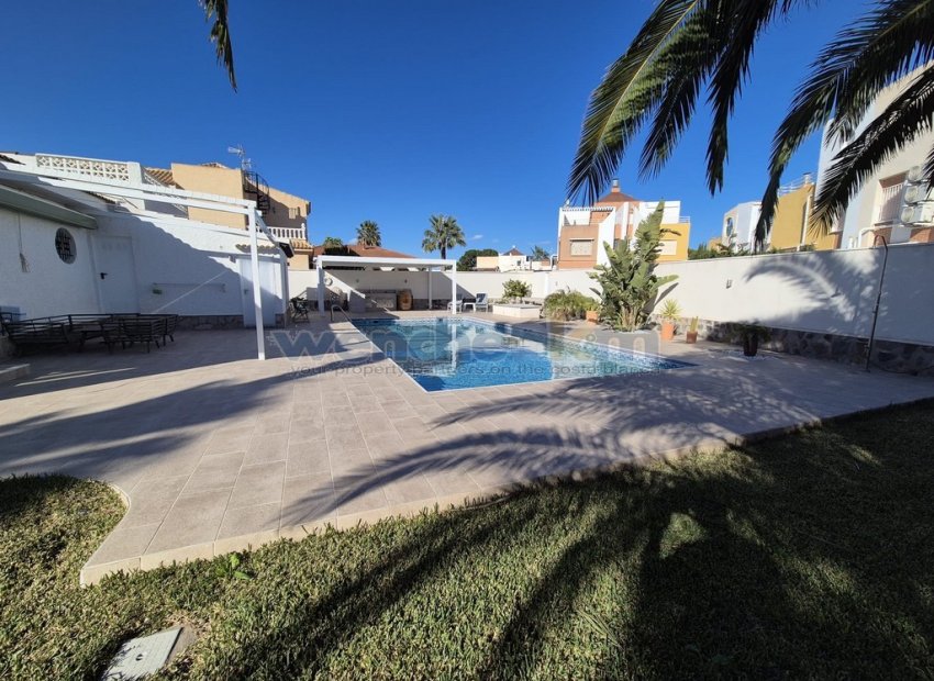 Revente - Villa individuelle -
Orihuela Costa - Los Balcones