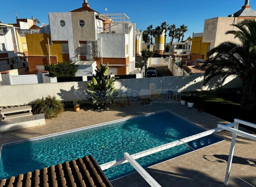 Revente - Villa individuelle -
Orihuela Costa - Los Balcones