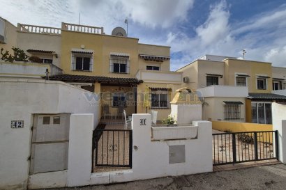 Semi-Detached - Reventa - Orihuela Costa -
                Los Altos