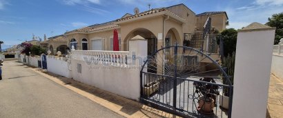 Semi-Detached - Wiederverkauf -
            Orihuela Costa - 412
