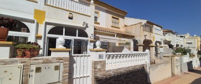 terraced - Revente -
            Orihuela Costa - 395