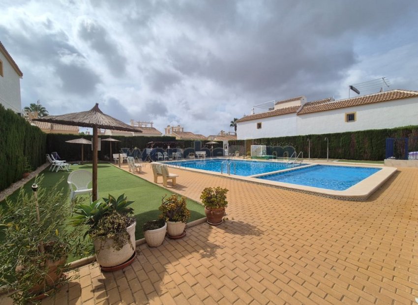 Videresalg - bungalow -
Orihuela Costa - Los Altos