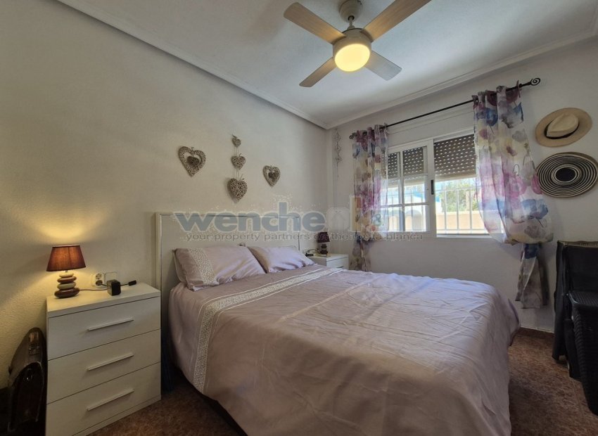 Videresalg - Frittliggende villa -
Orihuela Costa - Los Altos