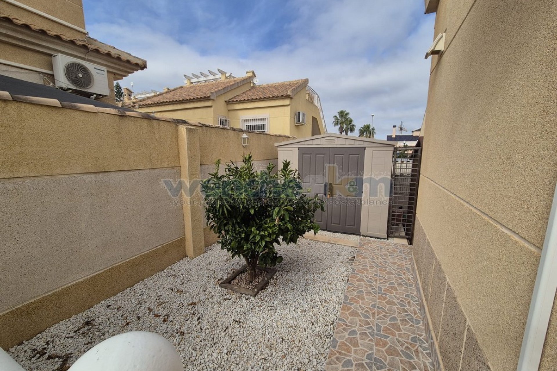 Videresalg - Frittliggende villa -
Orihuela Costa - Los Altos